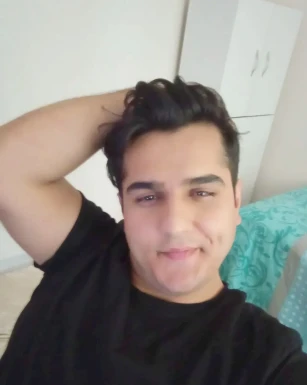 <span>Onur, 24</span>&nbsp;<span style='width: 25px; height: 16px; float: right; background-image: url(/bitmaps/flags_small/TR.PNG)'>&nbsp;</span><br><span>Pertek, Turkey</span>&nbsp;<input type='button' class='joinbtn' style='float: right' value='JOIN NOW' />