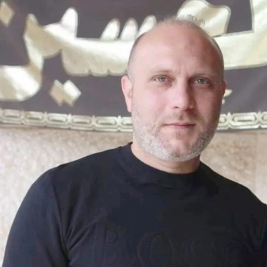 <span>Jad, 35</span>&nbsp;<span style='width: 25px; height: 16px; float: right; background-image: url(/bitmaps/flags_small/LB.PNG)'>&nbsp;</span><br><span>Jdaidet el , เลบานอน</span>&nbsp;<input type='button' class='joinbtn' style='float: right' value='JOIN NOW' />