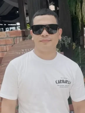 Foreign men for dating