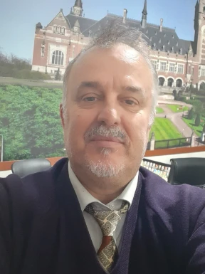 Foreign men for dating