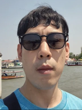 Foreign men for dating