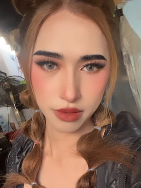 Thai girl for dating