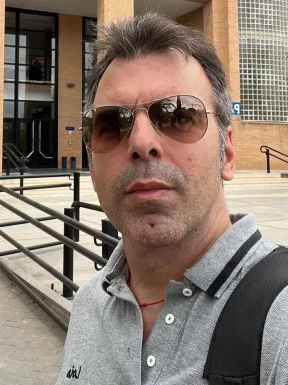 Spanish men looking for love